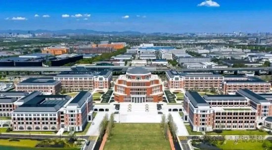 虞仁荣36亿巨额捐赠