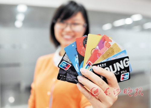 银行理财和黄金投资哪个更保值？