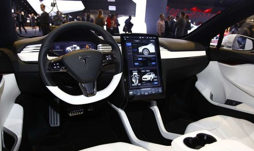 自动挡和手动挡驾驶技巧有何差异？