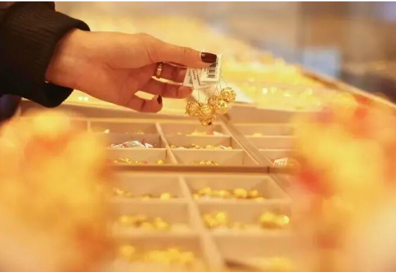 金价，突然大跌