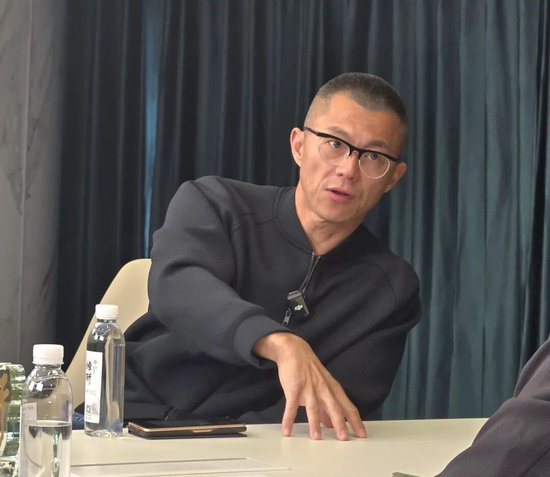 官方通报:陈震偷税118万余元,追缴并罚款共计247.48万元!此前被多个平台禁言